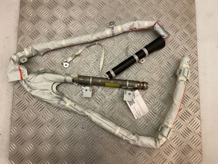 MITSUBISHI OUTLANDER RIDEAU AIRBAG