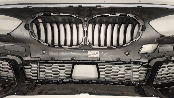PARE-CHOCS AVANT BMW 1 F40 KIT 2019-2023