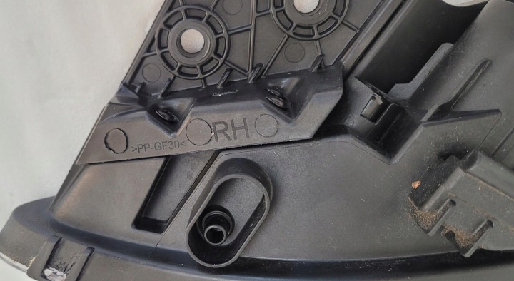 PHARE DROITE AVANT FJD LED HYUNDAI KONA 2017- 92208-J9000