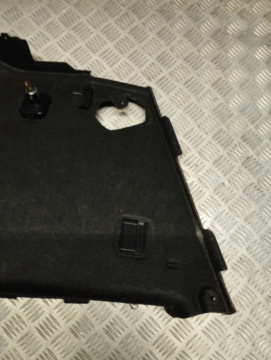 BMW X3 F25 COLLECTEUR COUVERCLES DE COFFRE DROIT 7245314