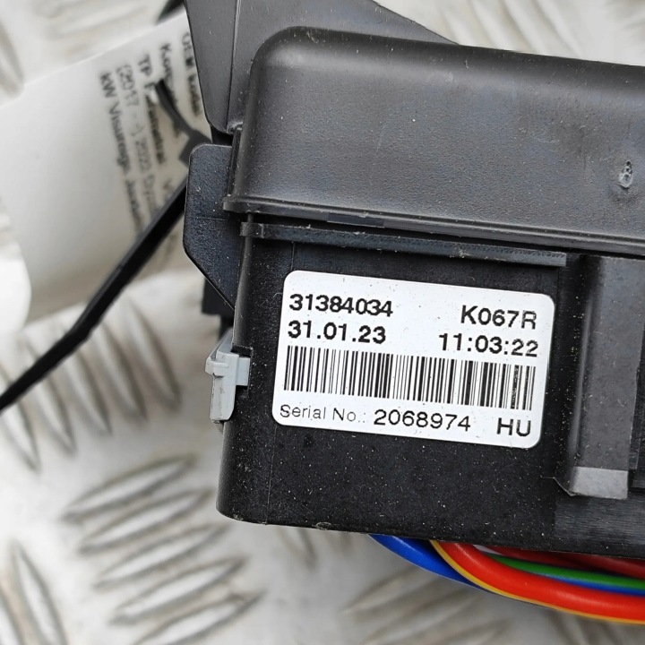 BOÎTE FUSIBLES VOLVO OE 31384034