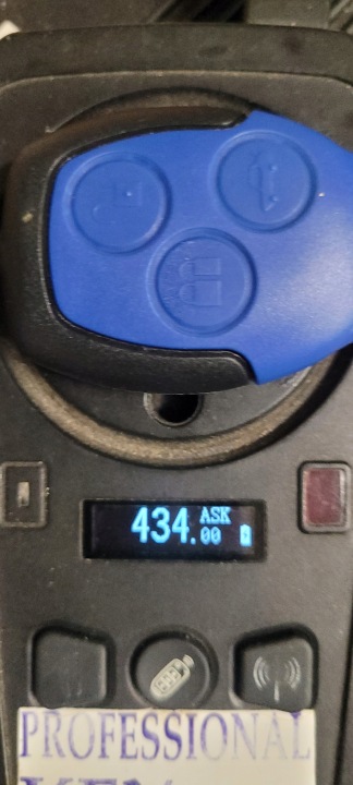 CLÉ FORD TRANSIT 2006-2014 ID4D63 C61T-15K601-AG VISTEON BLEU