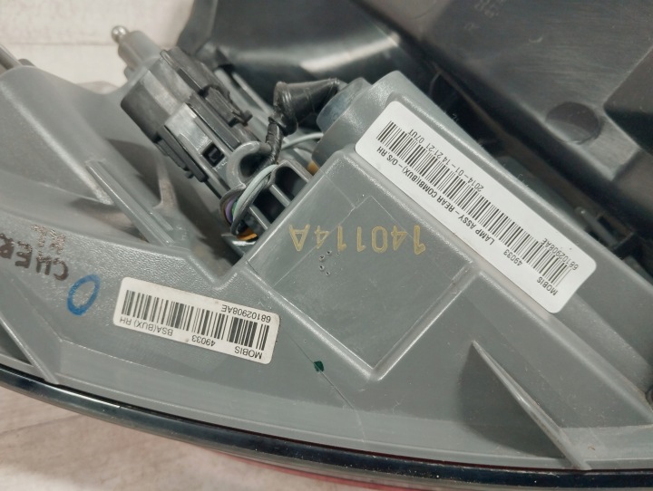 JEEP CHEROKEE KL V PHARE GARDE-BOUE DROIT ARRIÈRE ARRIÈRE LED 68102908AE