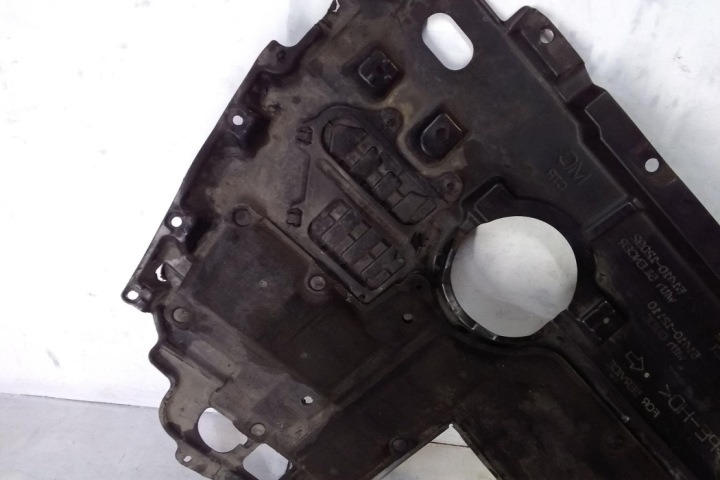 PROTECTION MOTEUR TOYOTA PRIUS (_W3_) 5141012082 1.8L 2010