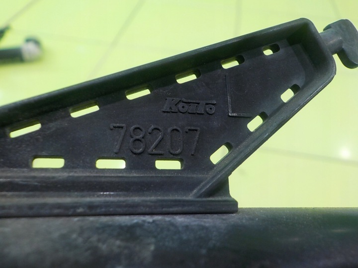 LEXUS GS III LIFT 3.5 B VOITURE 08R 4D LAVE-GLACE PHARES GAUCHE AVANT
