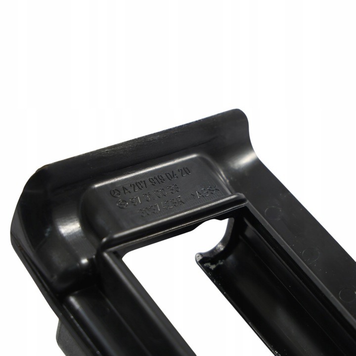 PROTECTION BOUCHON SIÈGES AVANT DROIT MERCEDES E-KLASA W207 C W204 A2079190420