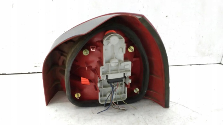 PHARE GAUCHE ARRIÈRE AUDI A3 SPORTBACK (8PA) 8L0945257 1.8L GASOLINE 92KW 1996