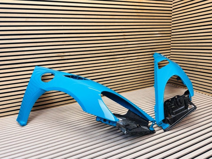PORSCHE GT4 RS AILE AVANT 9GT821103 9GT821104