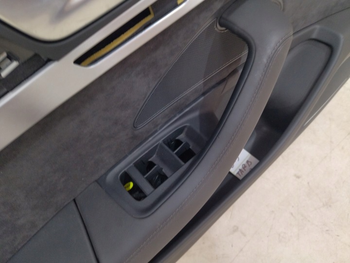 4H4868067 GARNITURE COLLECTEUR PORTES GAUCHE ARRIÈRE AUDI A8 D4 LONG 2010-2018R