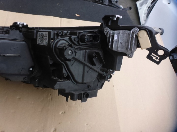 VW GOLF VIII 8 PROJECTEUR DROIT COMPLET LED 5H1941036J ORIGINAL EUROPE