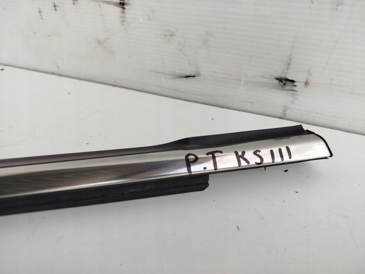 MOULURE PORTES RACLOIR DROIT ARRIÈRE CHROME KIA SPORTAGE III