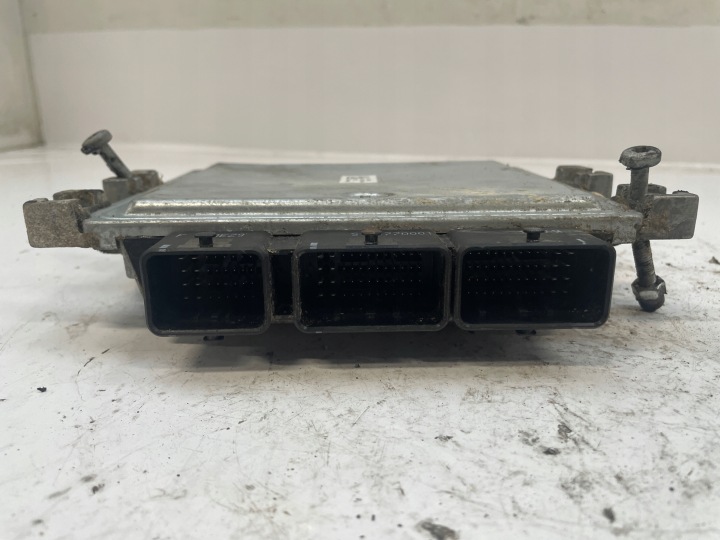 FORD KUGA MK1 ORDINATEUR CONTRÔLEUR MODULE MOTEUR 5WS40862CT 8V41-12A650-CB