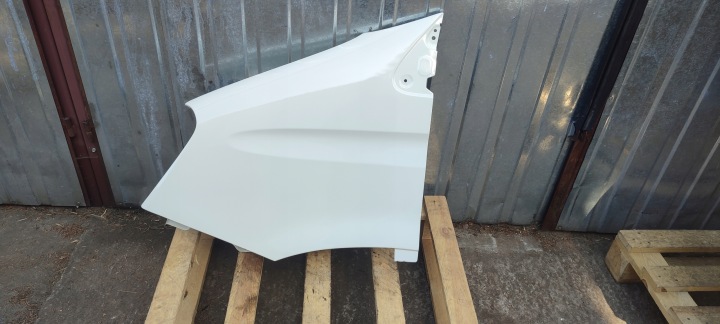 AILE GAUCHE AVANT IVECO DAILY 05.2006 07.2014R PEINTURE IC334 334