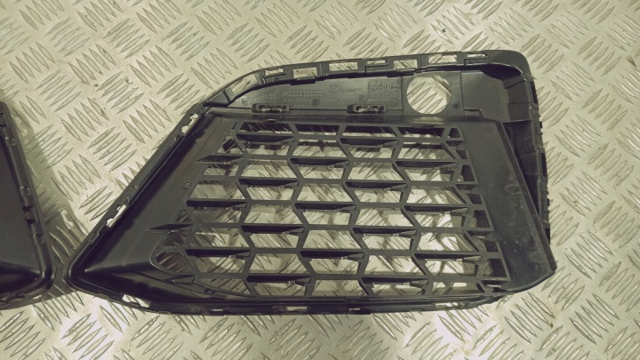 GRILLE PARE-CHOCS BMW 5 G30 G31 G38 LIFT LCI 20-24 8098669 8098670 ORIGINAL