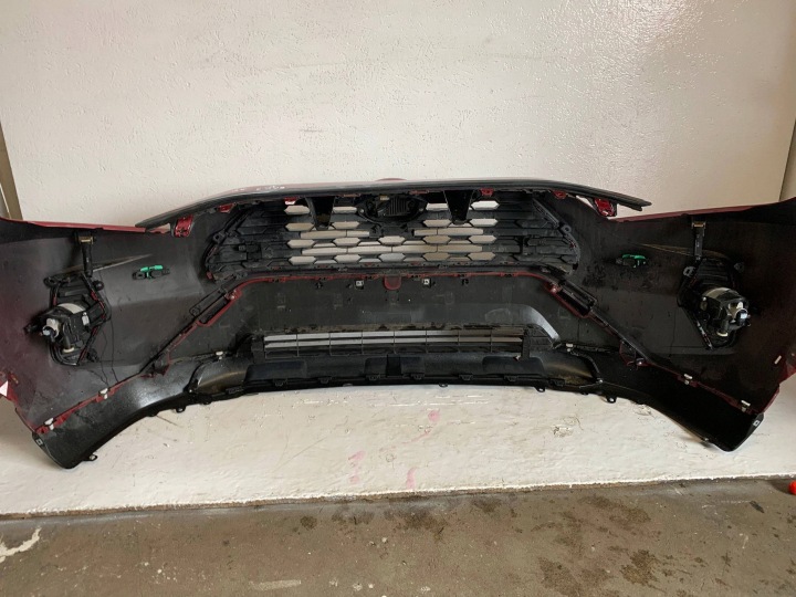TOYOTA YARIS IV PARE-CHOCS AVANT AVANT
