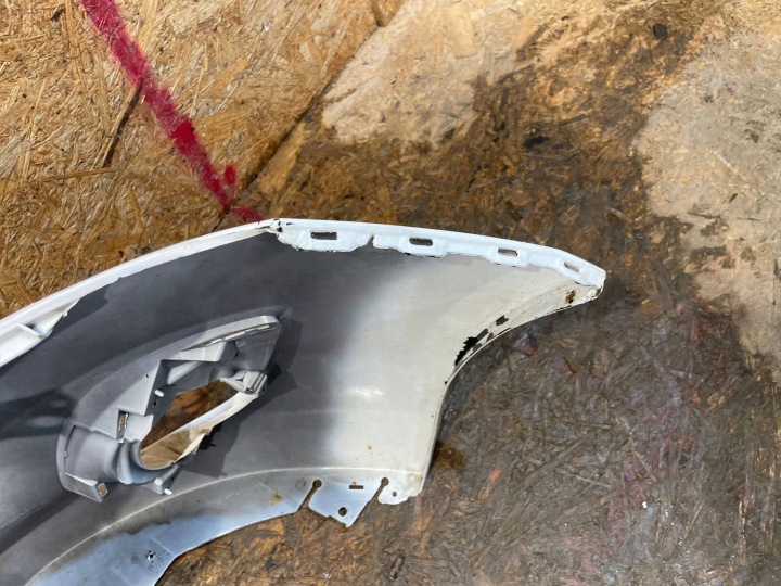 MAZDA 2 DE II LIFT 11-14 PARE-CHOCS AVANT AVANT