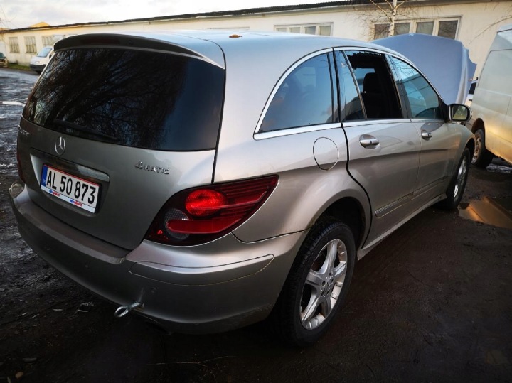 MERCEDES-BENZ R-CLASS PROTECTION COLLECTEURS 2006 3.0L A6420901141