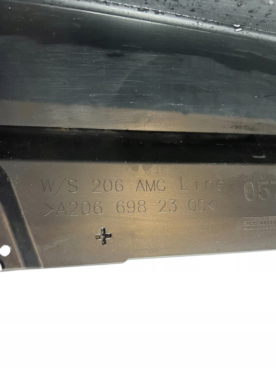 BAGUETTES SEUIL GAUCHE DROITE MERCEDES W206 C-KLASA AMG A2066982400 A2066982300