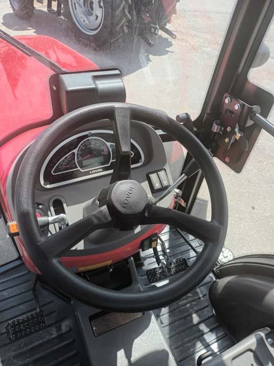 TRACTEUR ROLNICZY TRACTEUR LOVOL M254 (25KM) FINANSOWANIE D'USINE 0%
