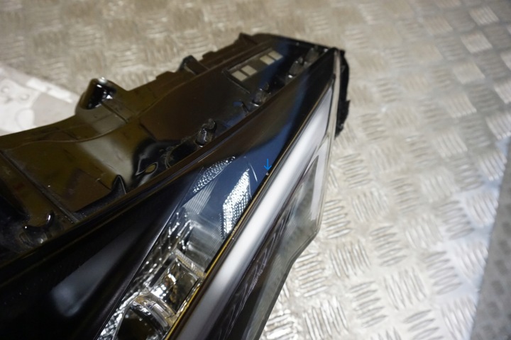 LEXUS UX UX200 UX250 2019 PROJECTEUR PHARE LED GAUCHE (3A) EUROPE