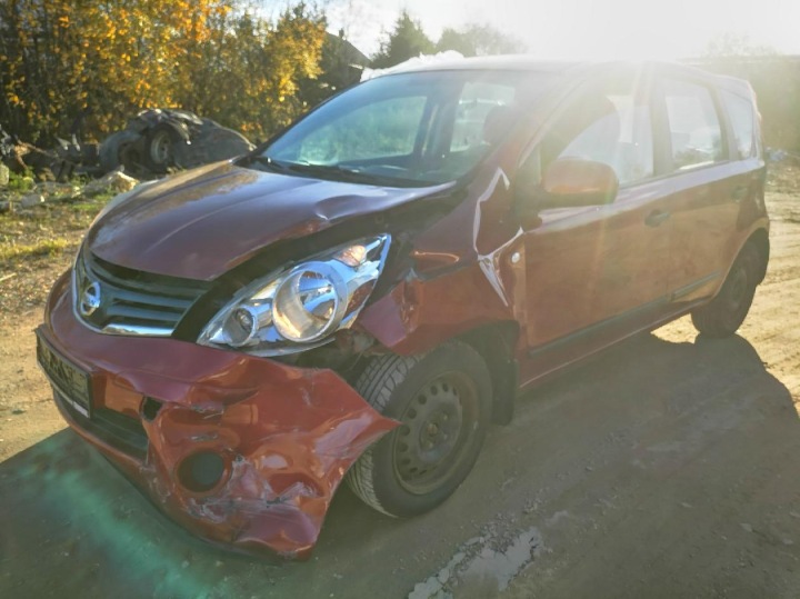 NISSAN NOTE EXTÉRIEUR COUVERCLE GOULOTTE DE REMPLISSAGE CARBURANTS 2013 1.4L