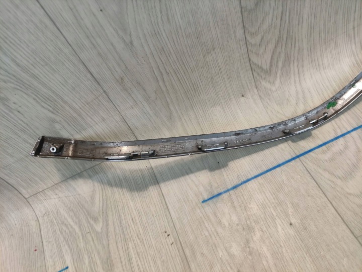 TOYOTA YARIS III 3 LIFT CHROME MOULURE PARE-CHOCS AVANT 531230D060