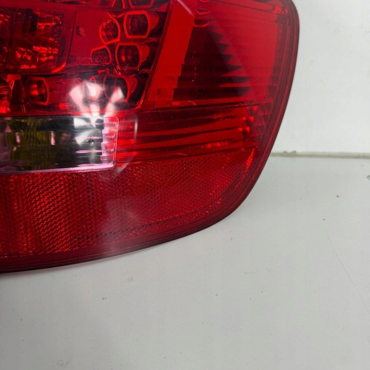 PHARE DROIT ARRIÈRE DROITE ARRIÈRE AUDI A6 C6 UNIVERSEL LIFT LED OE ORIGINAL 4F9945096