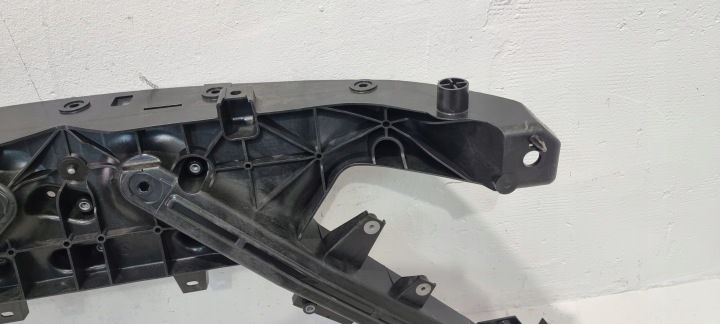 PANNEAU AVANT RENFORCEMENT TESLA MODÈLE Y