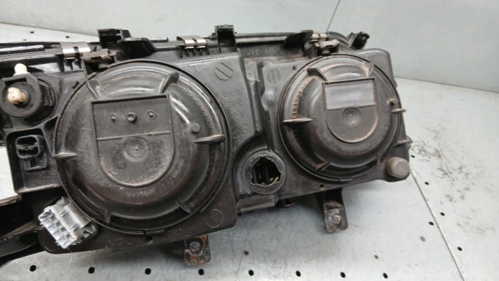 PROJECTEUR GAUCHE VOLVO S80 I 98-06R