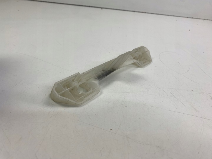 VW GOLF FIXATION SUPPORT POIGNÉES PLAFONNIERS 1K0858685BC