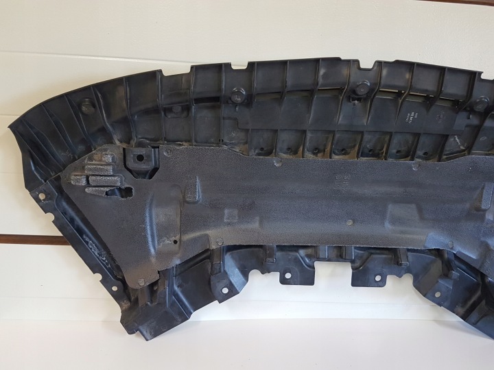 MERCEDES PROTECTION SOUS PARE-CHOCS A2225200323 W222 4X4
