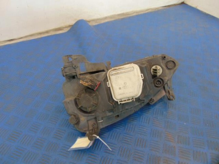 OPEL CORSA C PROJECTEUR DROIT