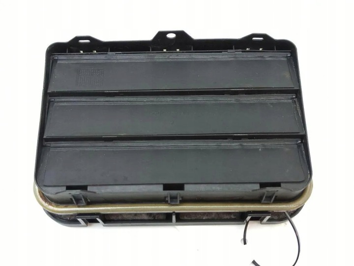 GRILLE VENTILATION BMW 5 GRAN TURISMO (F07) 60829010 3.0L DIESEL 190KW 2011