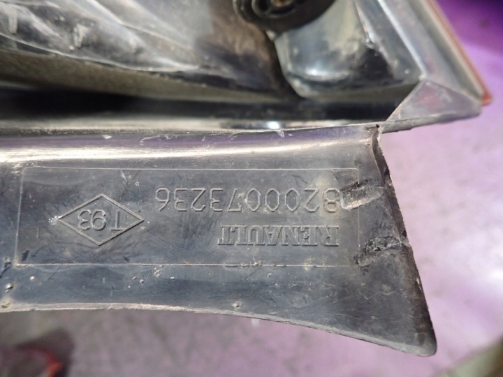RENAULT MEGANE II 02-06 HAYON 5D PHARE ARRIÈRE GAUCHE 89398082
