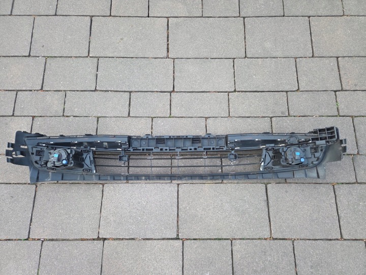 LAGUNA III AVANT LIFT COMPLÈTE GRILLE INFÉRIEURE CHROME HALOGÈNES PDC 07-2010