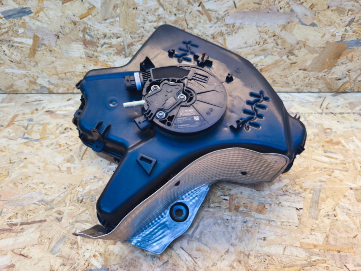 FORD TRANSIT MK8 RÉSERVOIR ADBLUE POMPE ADBLUE PARFAITE