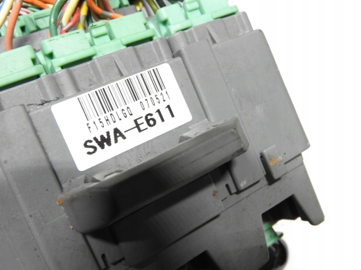 HONDA CR-V III 06-11 2.2 BOÎTE FUSIBLE 52575LM SWA-E611