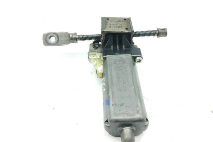 PETIT MOTEUR AVANT GAUCHE SIÈGES MERCEDES-BENZ AVEC (W221) 0390203255 3.0L