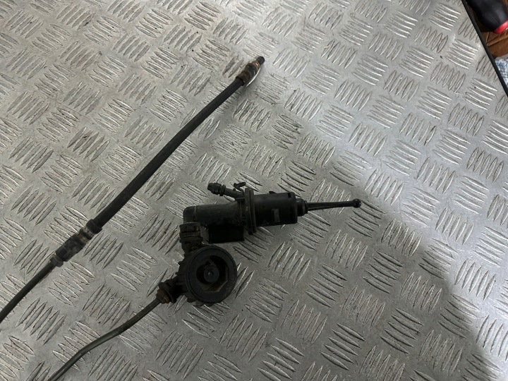SKODA OCTAVIA II FIL POMPE BUTÉE DE DÉBRAYAGE 1K0721388M