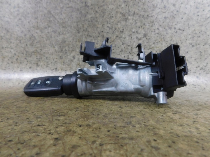 03F906070FP 5WP44883 KIT DE DÉMARRAGE SKODA RAPID 1.2 TSI