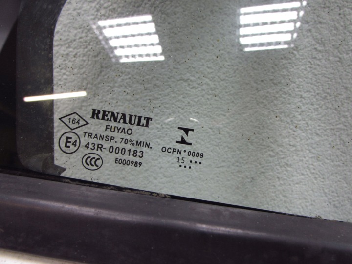 RENAULT MEGANE IV HAYON 15-24 PORTES ARRIÈRE DROIT