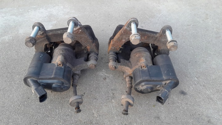 ENSEMBLE FREINS ÉTRIERS AVANT 347MM ÉTRIERS ARRIÈRE 330MM AUDI A6 C6 4.2 V8