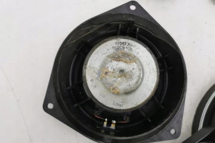 SYSTÈME NAGLOSNIENIA LEXUS IS C (GSE2_) 8616053300 2.2L GASOLINE 234KW 2008