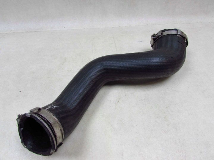AUDI A4 B7 2.0 TFSI TUYAU TUYAU AIR 8E0145737Q 04-07