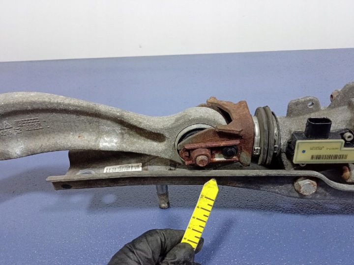 BMW F10 F11 2.0D TRANSMISSION SERVOMOTEUR VIRAGE ARRIÈRE ESSIEUX HSR 9327670