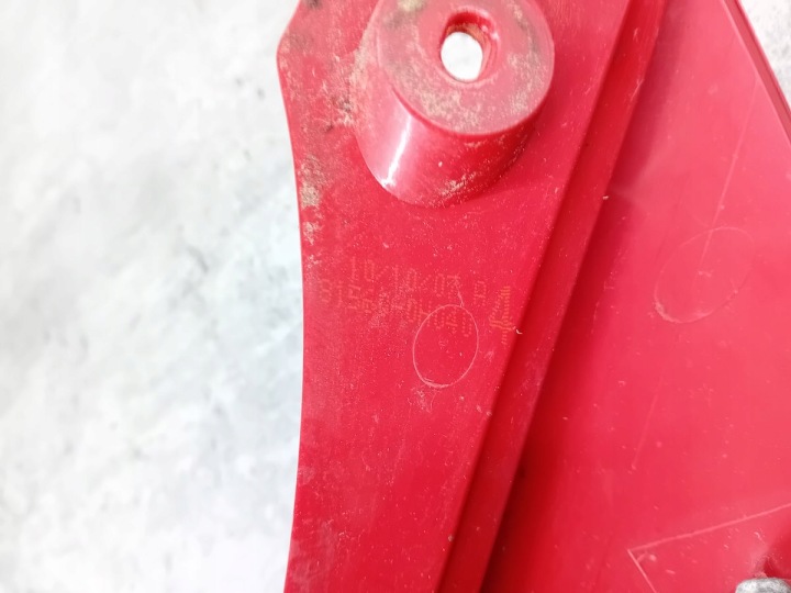 PHARES ARRIÈRE ENSEMBLE PEUGEOT 107 81550-0H040 81560-0H040 BERLINE COMPACTE