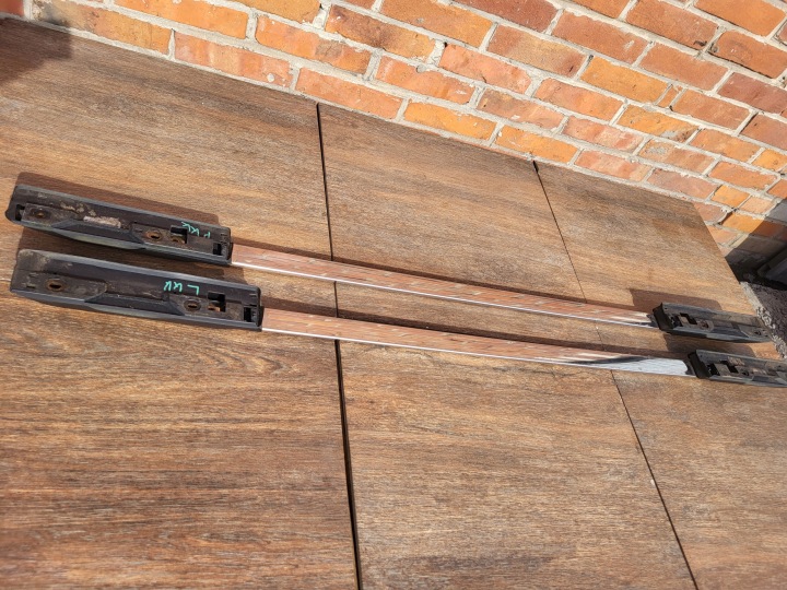 JEEP CHEROKEE LIBERTY KK 07-12 BARRES DE TOIT CHROME ENSEMBLE CHROME