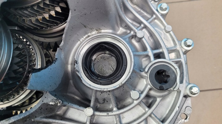 BMW X1 U11 23R DWUSPRZEGLOWA BOÎTE DE VITESSES 5B15016 GD7Q30KG
