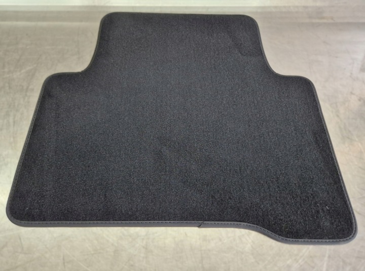 VW TOURAN II 5T NOUVEAU ORIGINE TAPIS DE SOL VELOURS 5TB863011