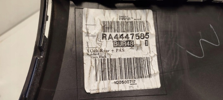 VOLVO XC40 ANGLE PARE-CHOCS DROIT ARRIÈRE 31449337